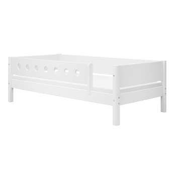 3/4 turvapiirdega voodi Flexa White