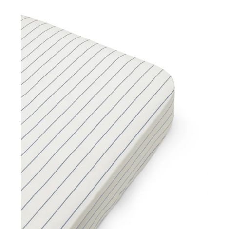 Kummiga voodilina Hali - Dear April