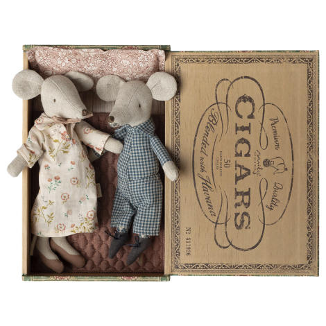 Maileg vanavanemad sigarikarbis (SS26)