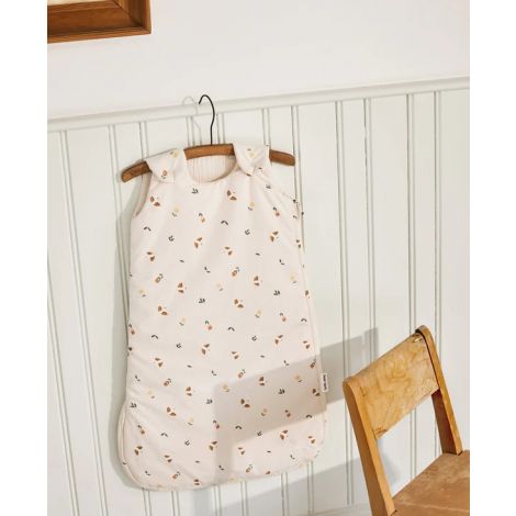 Magamiskott Sylvia - Dear April